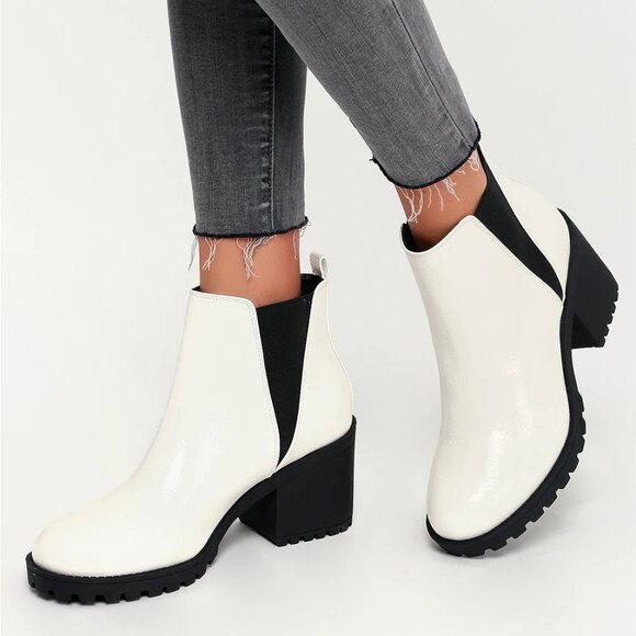 Lulus Shoes - Lulu’s White Chunky Heel Chelsea Boots – Size 8 / 38.5